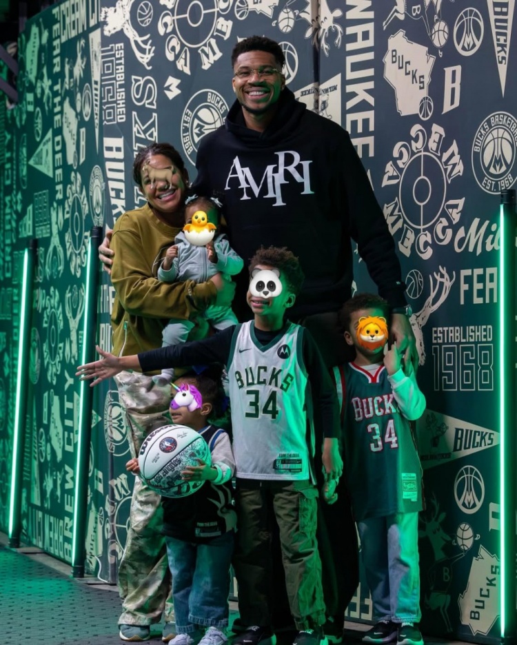 中欧体育官方入口-字母发文：生涯最艰难一季 相信我会涅槃 感谢密尔沃基的爱和支持